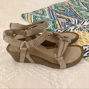 Teva Ysidro wedge sandals, taupe